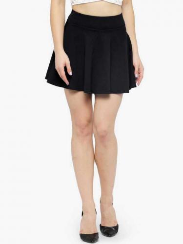 Get Solid Flared Black Skirt By Mehrang
