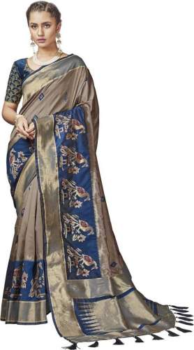 Buy Banarasi Silk Blend Saree By Monjolika Fashion by Monjolika Fashion