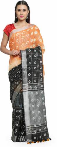 Buy Banarasi Pure Saree By The Weave Traveller by THE WEAVE TRAVELLER