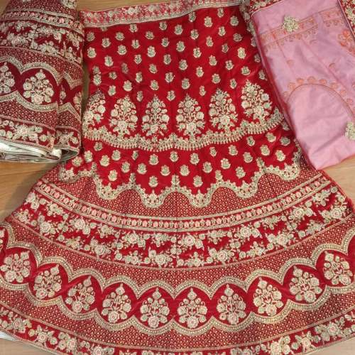 Exclusive Dulhan Lehenga by Surbhi Sarees