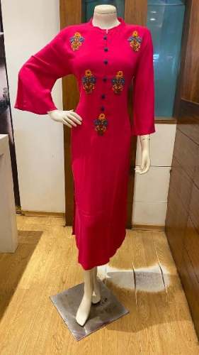 Ladies Designer Embroidered Kurti by Vyn Mart