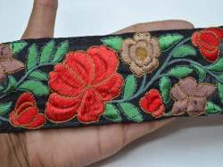 Embroidered garment  lace