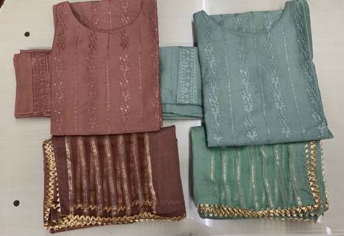 Ladies Embroidered Kurti Pant Set