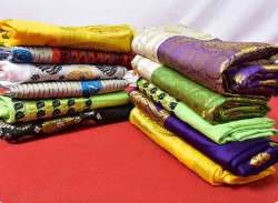 Dilip Textiles logo icon