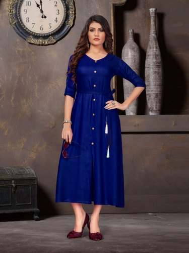 Ladies Blue Designer Cotton Kurti