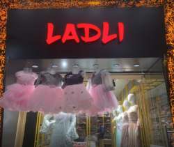 Ladli Fashion logo icon