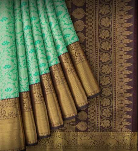 Get Fancy Saree For Ladies At Wholesale Rate