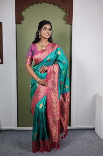 Asawali Paithani