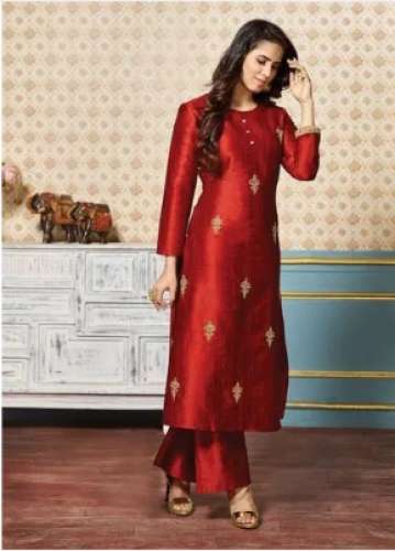 Silk Kurti With Pant Set by Label Puja Pandey