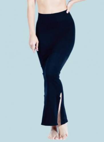 Cream And Black Saree Shapewear