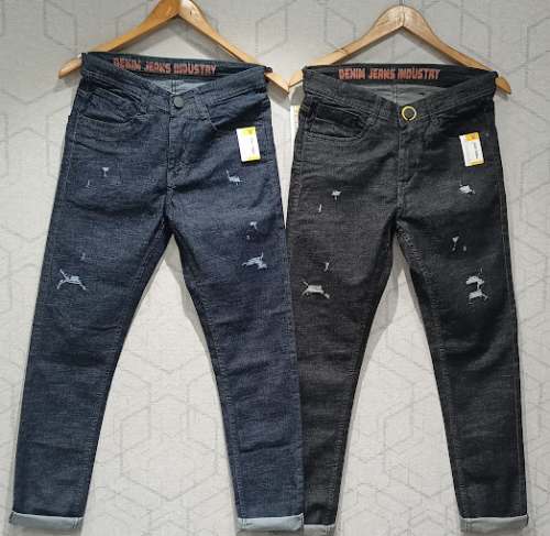 Men Cotton Blend Jeans 