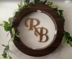 Riwaaz Boutique logo icon