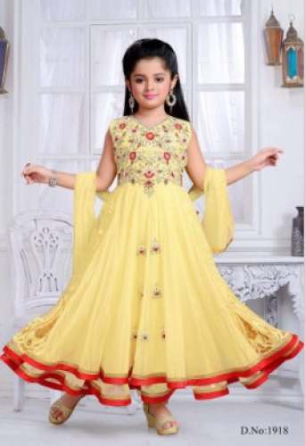 New Collection Yellow Kids Garment At Wholesale