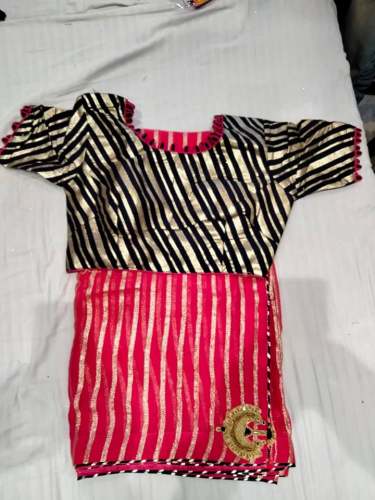 Trendy Pink Leheriya Design Saree - Black Blouse