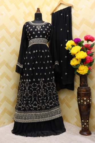 Aashirwad Heavy Faux Georgette Suit No 8582
