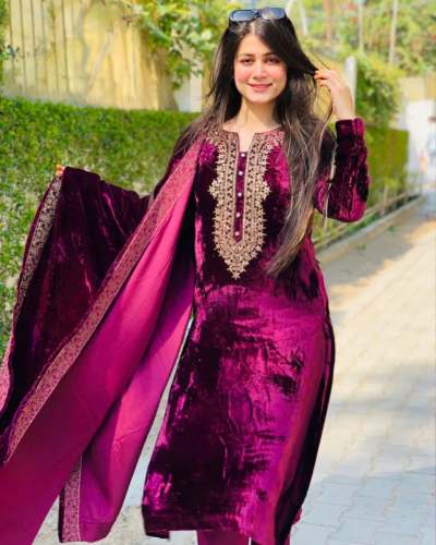 AM-339 Viscose Velvet Stitched Suit 