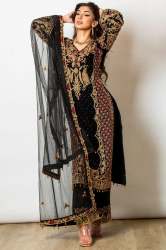 Presenting  New 5000 Series  Quality Ek level UP Pakistani Suits for Womens