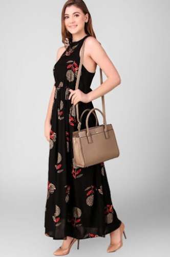 Formal Wear Black Sleeveless Kurti 