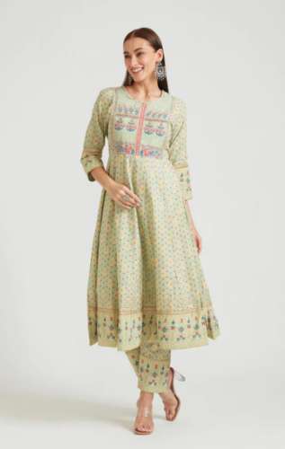 Pista Color Cotton Fabric Kurtis Set 
