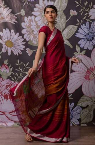 Plain Cotton Handloom Saree For Ladies by Nivedita