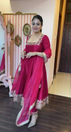👗*Launching New Party Wear Look Pur Vichitra Silk Anarkali Gown,Dupatta & Pent Plazzo Set*👗