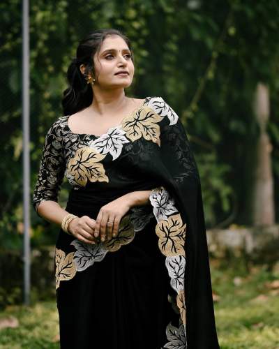 Beautiful designer zari thread work satin chhifon silk saree 