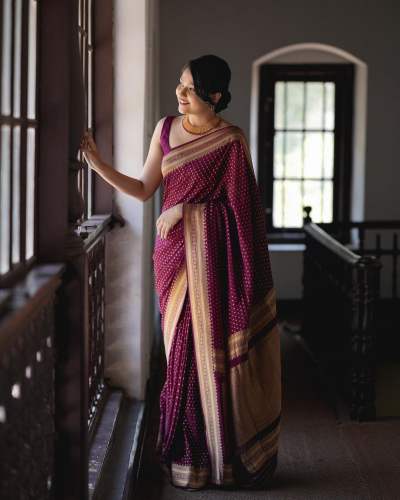 Beautiful Pallu & Jacquard Weaving Work On All Over The Saree 