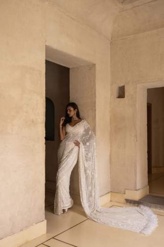 Exculsive Off White Georgette Saree With Sequins Embroidery Work