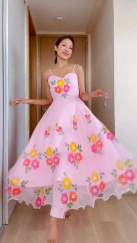 Flower Printed Baby Pink Tabby Silk Organza Kurti Pant Set