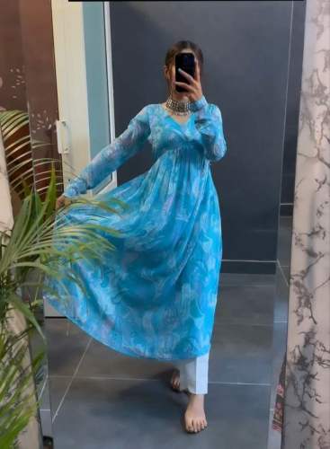 Heavy Fox Georgette Printed Gown With Pant