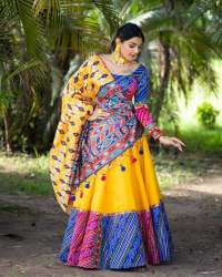 LAUNCHING NEW NAVRATRI LEHENGA CHOLI WITH MIRROR WORK 