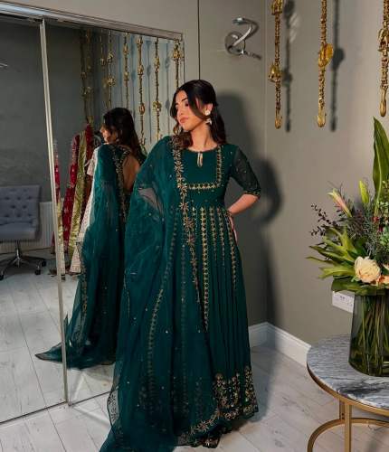 PRESENTING NEW DESIGNER WOMENS GOWNS COLLECTION 