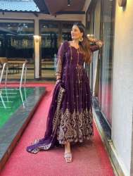 Presenting New ÄÄ›signer Anarkali Suit In New Fancy Style