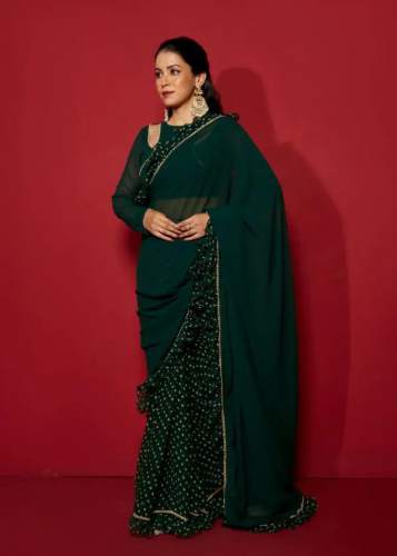 Presenting some Bollywood designer saree collection 