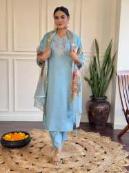 Woman Emrodairy Straight Kurta Set