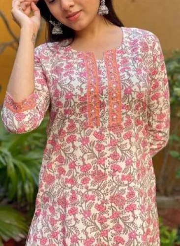 Trendy Ladies Printed Cotton Kurti by Manvi Boutique