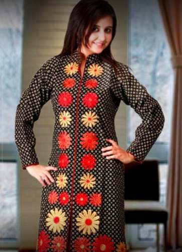 Black Printed Straight Kurti For Women by Jara Kurti