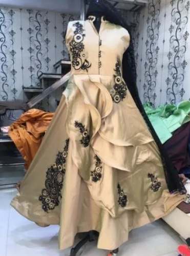 Stylish Party Wear Designer Gown - Bottom With Dupatta. – Sareevillahub-atpcosmetics.com.vn