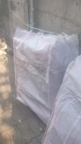 Packaging box 