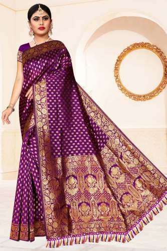 Top dyed saree by Goyal Fab