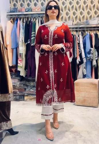 Heavy Georgette Pakistani Style Suit  by Evilato