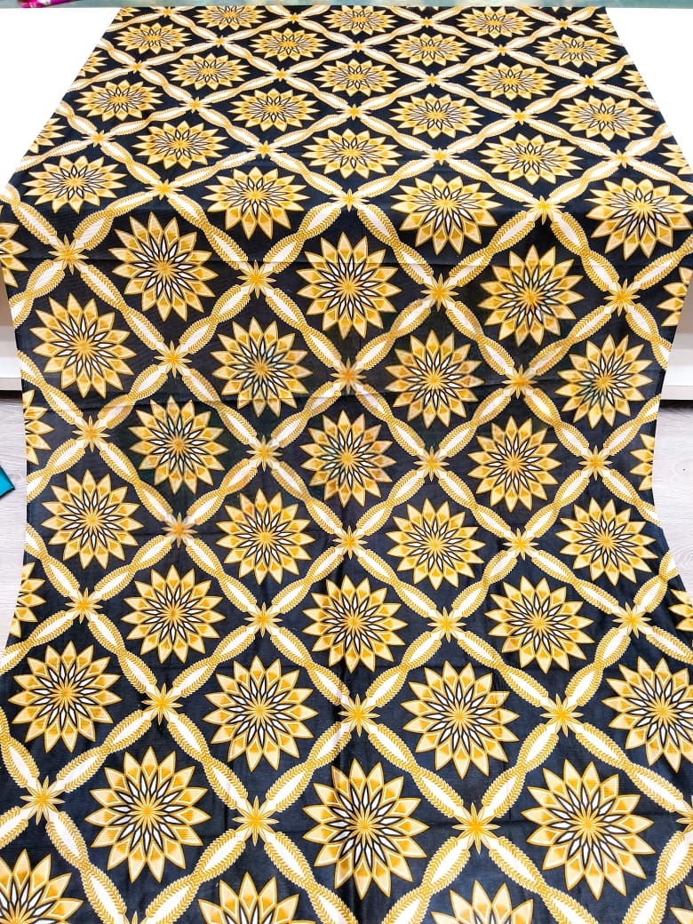 Knitting Print 4 Feet 