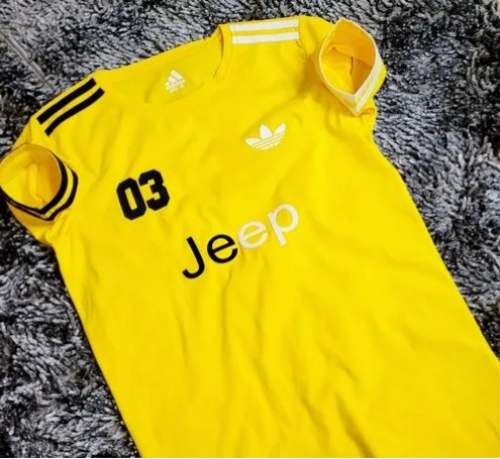 Short Sleeve Yellow Men  T Shirt 