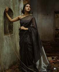 Black Banarasi Soft Silk Saree With Matching Blouse