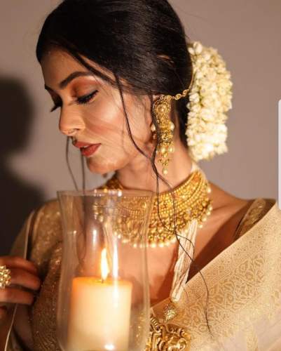 Cream Zari Woven Kanjivaram Silk Wedding Saree