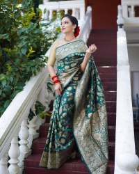 Esomic Green Banarasi Jacquard Silk Saree 