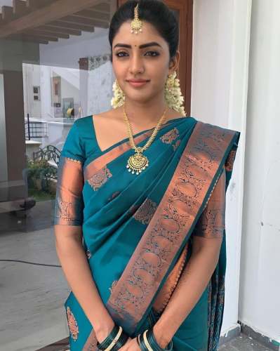Fabulous Rama Banarasi Pure Silk Kanjivaram Saree With Blouse