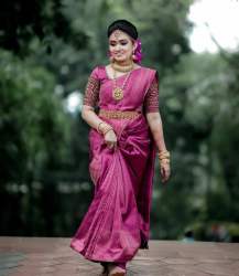 Latest Rani Pink Kanjivaram Silk Saree With Blouse
