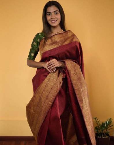Maroon Kanjivaram Silk Saree With Handloom Weaving