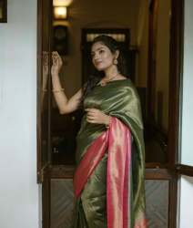Shaded Mehandi Silk Saree With Beautiful Pallu